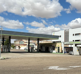 estacion-servicio-lavado Gasolinera-Mercaolid